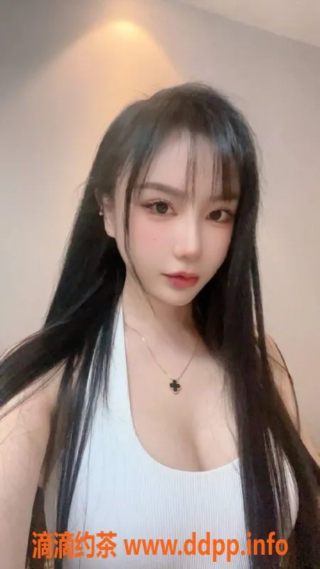 杭州楼凤-萧山玥玥：巨乳御姐，体验69互舔服务