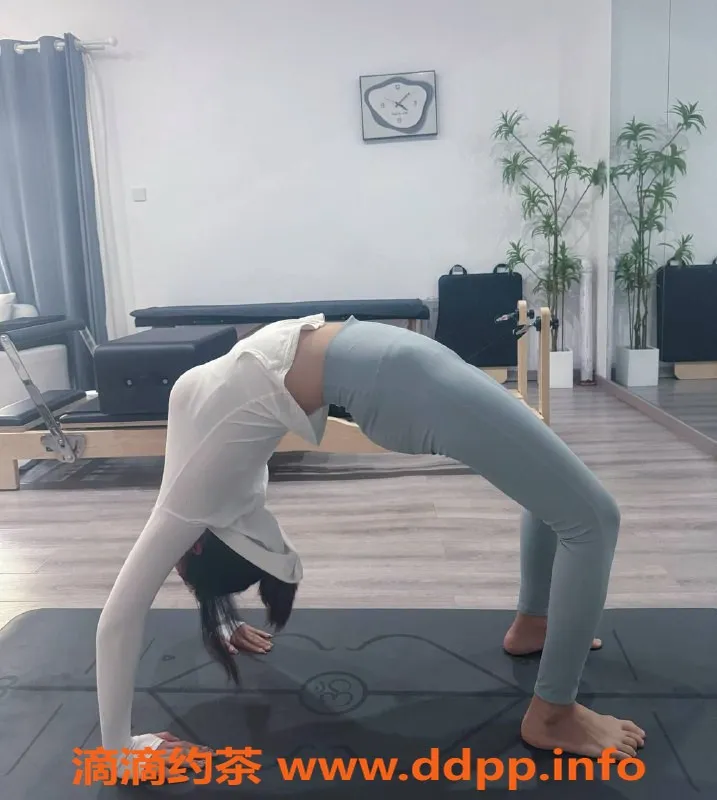 深圳楼凤-龙岗小丸子，身材火辣，服务超赞！