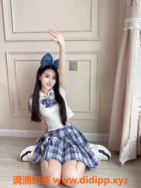 厦门楼凤-厦门思明区趣多多，169cm颜值反差婊