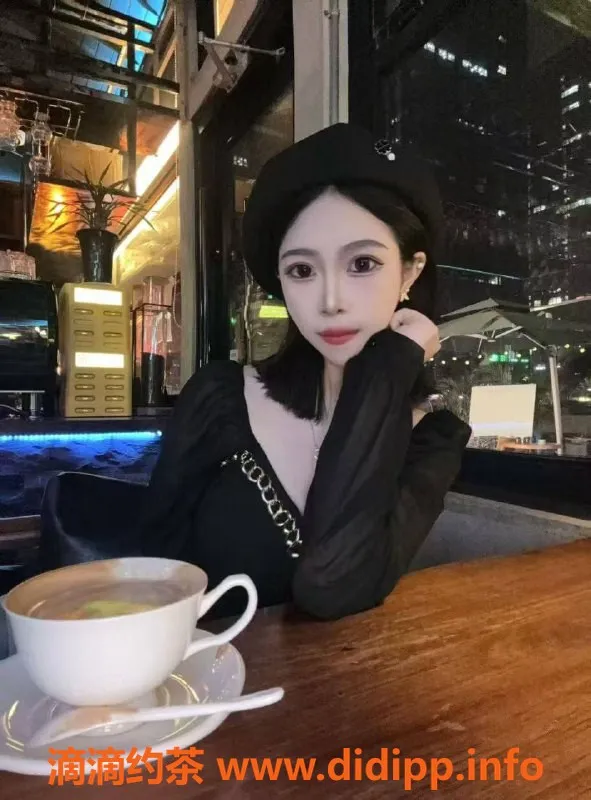 深圳楼凤-南山区小颜，1200P起，嫩妹服务体验