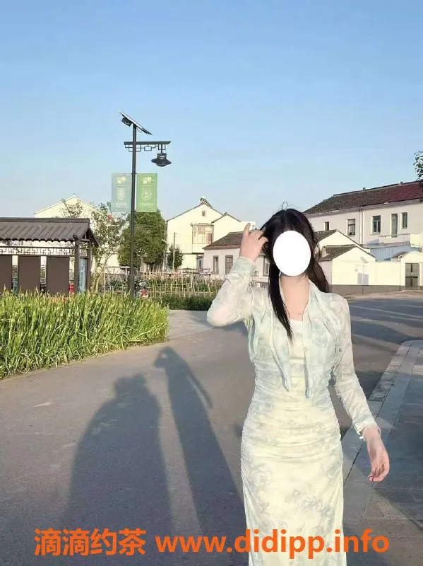 成都楼凤-成都嫩妹珍珍，19岁身高170，服务超棒！