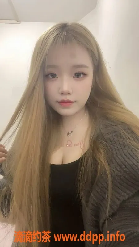 广州楼凤-天河诗诗，600元享鸳鸯浴与69式服务