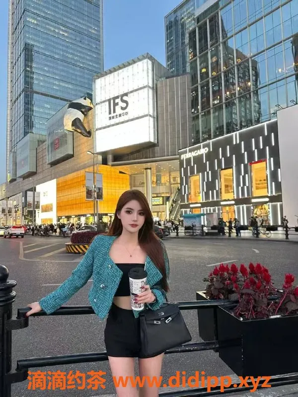 深圳楼凤-南山哇塞，课费1000p，1700pp超值享受