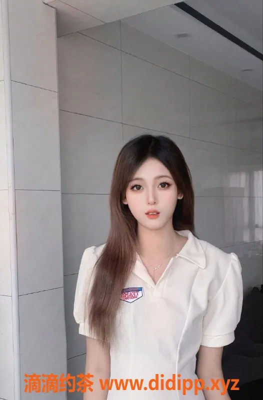 上海楼凤资源信息,普陀小柠檬，20岁34B嫩妹，800元享服务