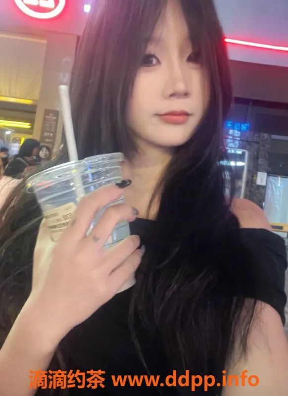 杭州楼凤-拱墅区小兔，19岁，167cm，46kg，1300元起