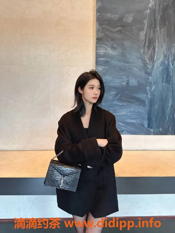 杭州楼凤-高学历御姐依然，173身高49体重，情趣服务应有尽有