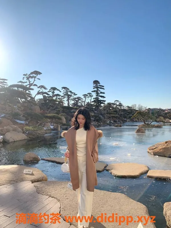 杭州楼凤-高学历御姐依然，173身高49体重，情趣服务应有尽有