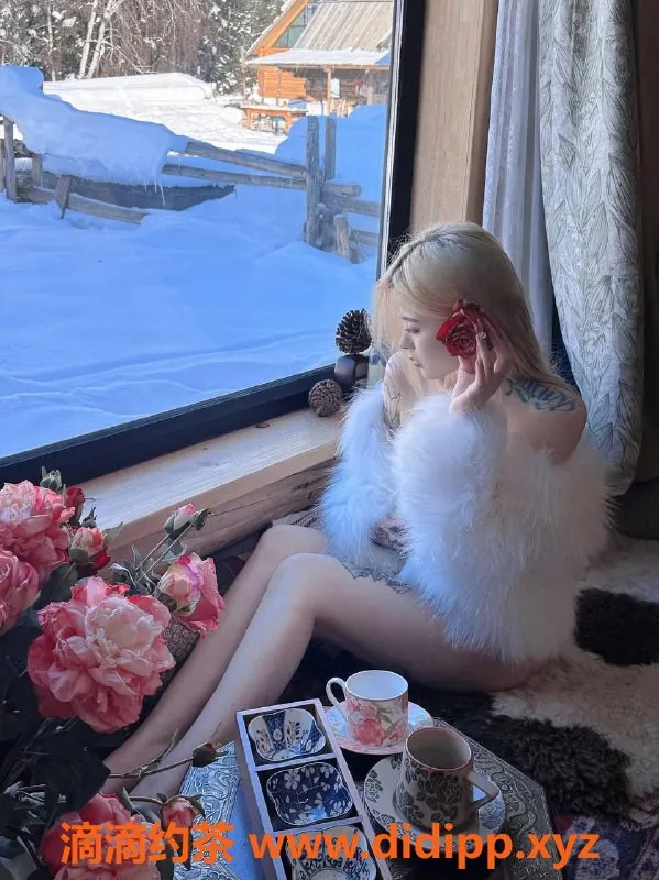 深圳楼凤-南山小爱，御姐大胸，价格P1500起