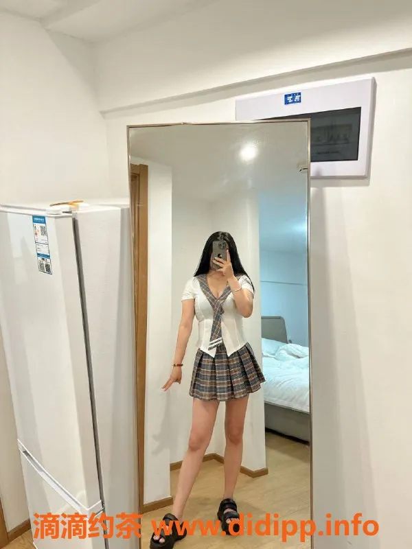 杭州上门服务-杭州上城区24岁欣欣，162cm，900元起上门服务