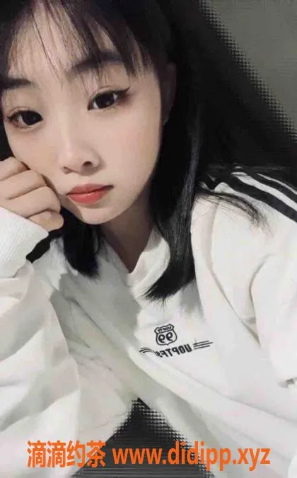 成都楼凤资源信息,成都甜甜，18岁嫩妹，清新舒适包夜体验！