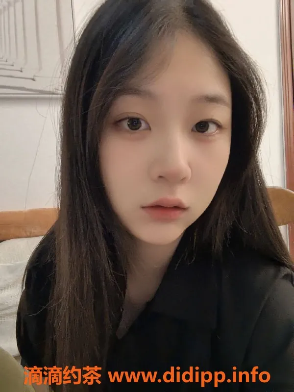 深圳楼凤-南山柒柒，千元以上深喉服务，性感制服