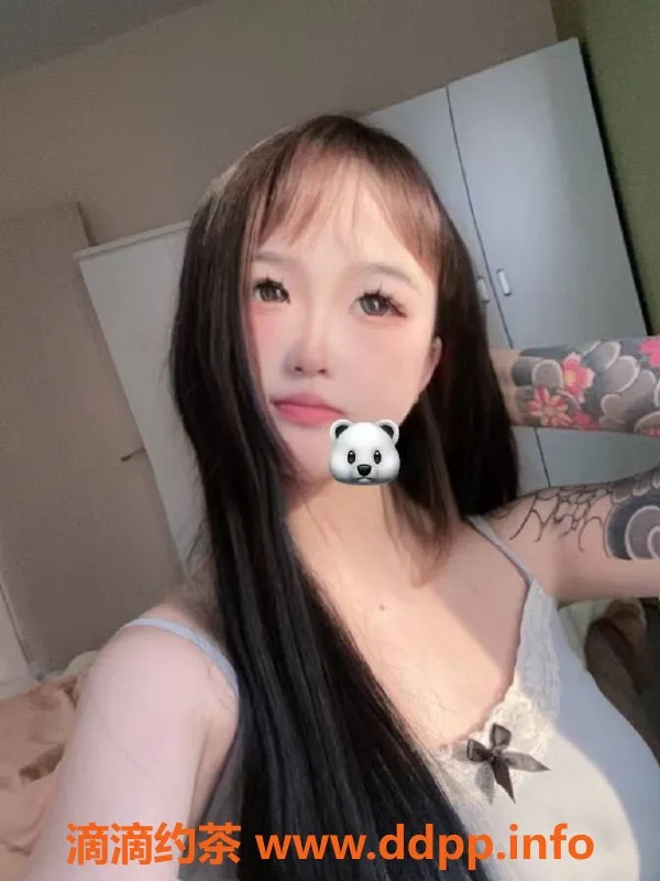 南京楼凤资源信息,雨花区芊芊，24岁嫩妹，700元一次，165cm苗条纹身