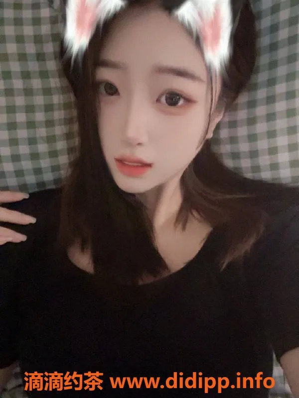 杭州-清纯可爱左左，166cm46kg，气氛佳的小萝莉