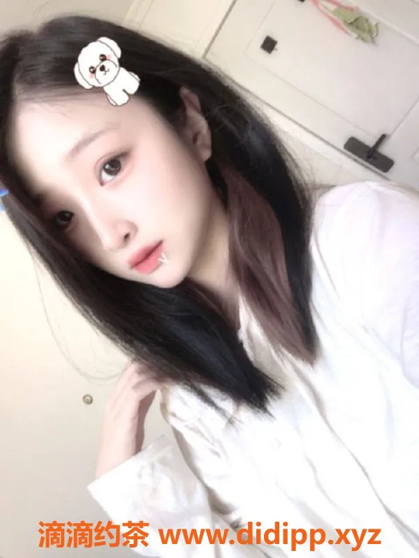 杭州-清纯可爱左左，166cm46kg，气氛佳的小萝莉