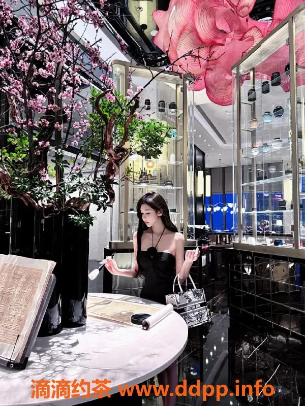 杭州楼凤资源信息,拱墅区甜甜圈，温柔高档体验，超赞服务