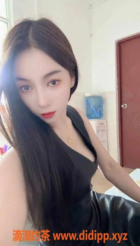 深圳楼凤资源信息,宝安小美：165高挑B罩，800元起，服务超贴心！