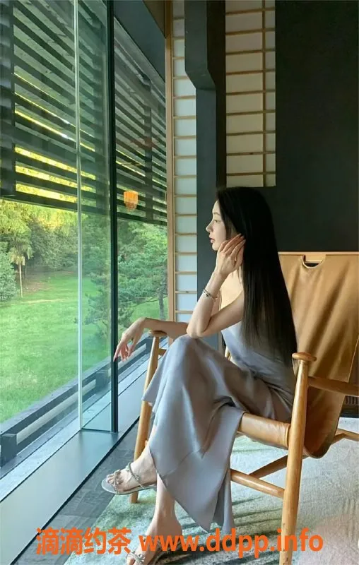 杭州楼凤-四川甜甜圈，23岁163cm，热情主动，激情服务