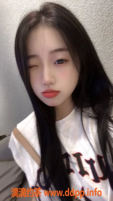 深圳楼凤-罗湖粉粉，舌吻、深喉等多项服务，800起