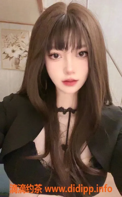 杭州楼凤-拱墅区甜美艺人柚子，168苗条身材，服务超赞