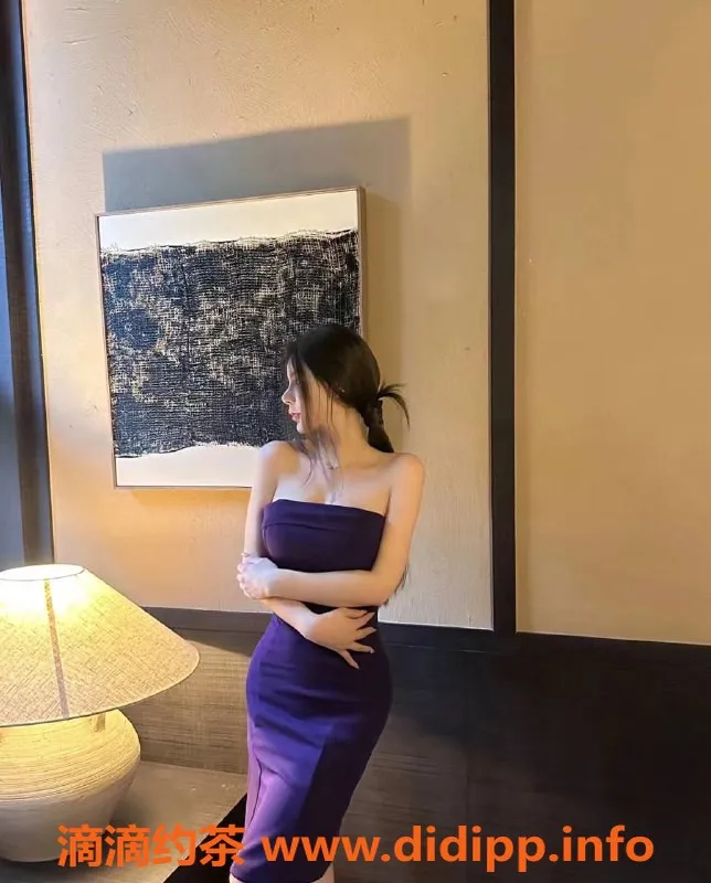 深圳楼凤资源信息,深圳福田冰冰，激情爱爱只需1000元