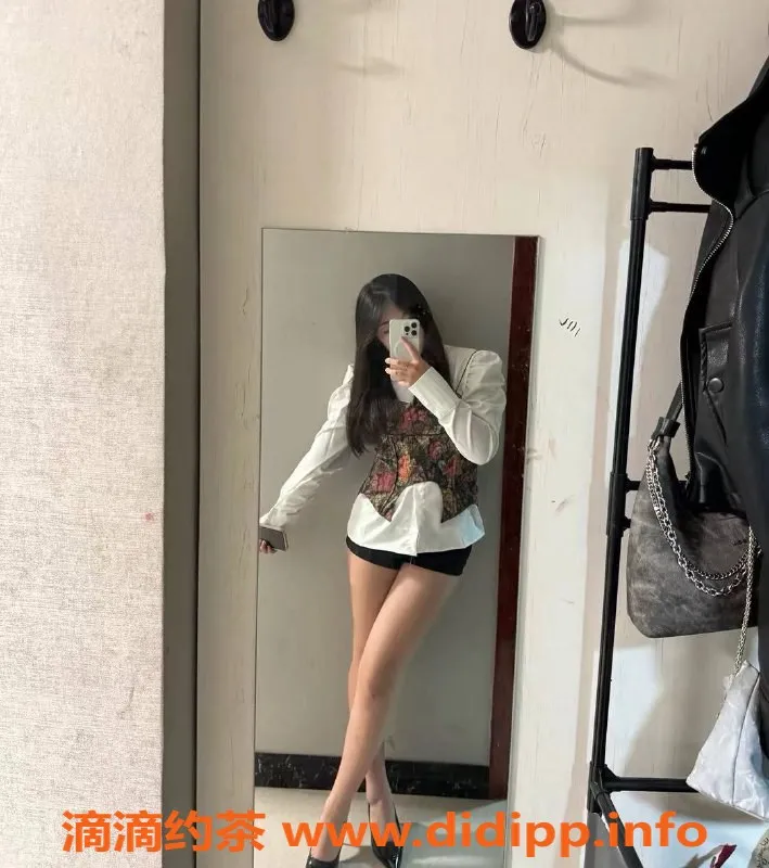 深圳楼凤资源信息,南山小元妹，千元起，专业口爆服务