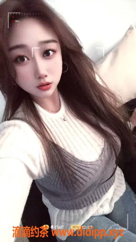 厦门楼凤-乌石浦琪琪，25岁童颜巨乳，170cm 55kg服务上乘