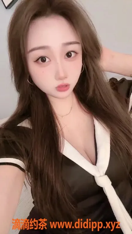 厦门楼凤资源信息,乌石浦琪琪，25岁童颜巨乳，170cm 55kg服务上乘