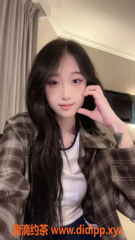 东莞楼凤-南城冰冰，800元一小时，1300元二小时