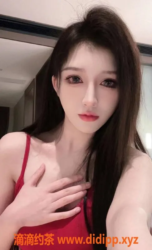 杭州楼凤-滨江丹丹 165cm/46kg 年龄01 性感双飞服务