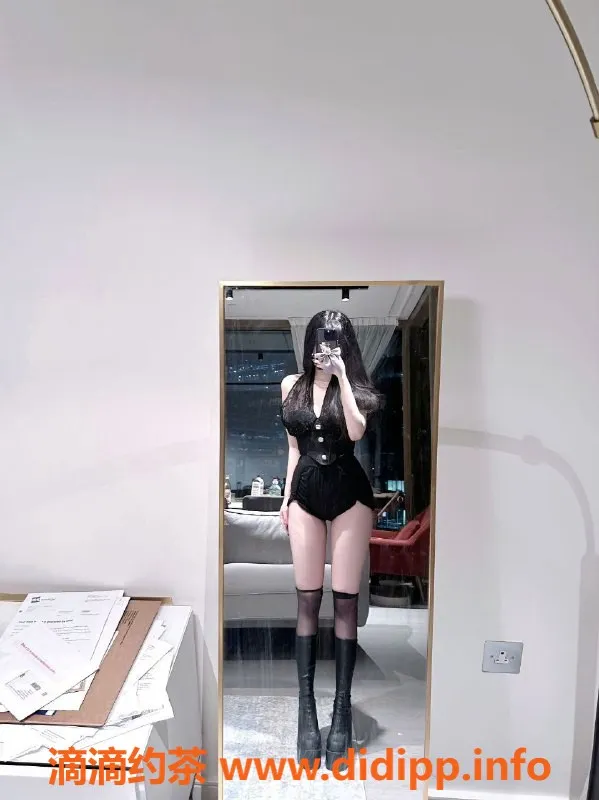 上海楼凤-徐汇小芒果，身高165，超甜服务只需1000p