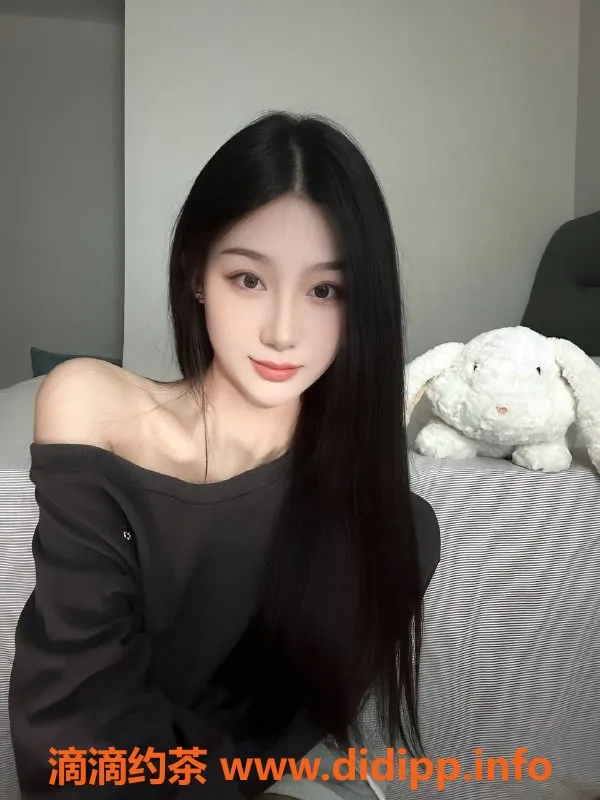 深圳楼凤-龙华小漫170cm C杯，1300p超值体验