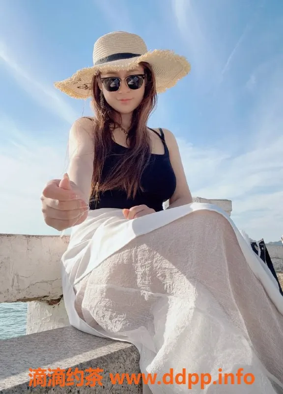 广州楼凤-天河诗诗 - 课费1100p，服务超棒！