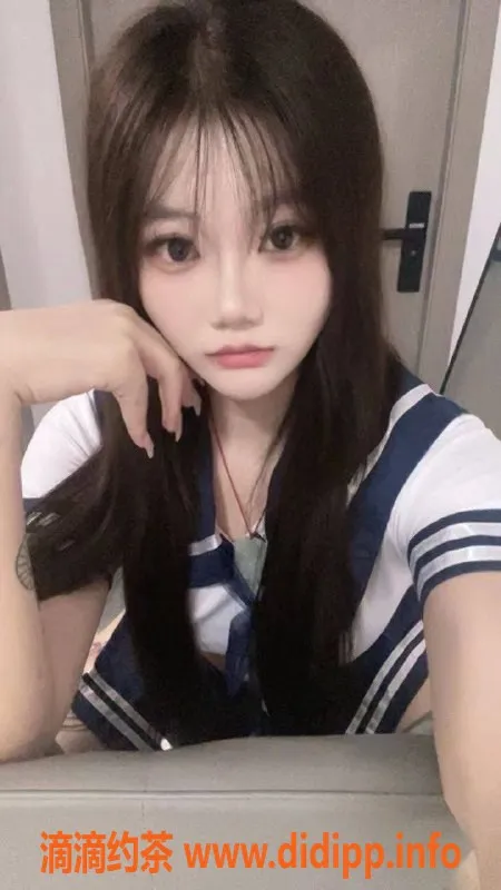 杭州楼凤-萧山区小喵喵，身材前凸后翘，1200起