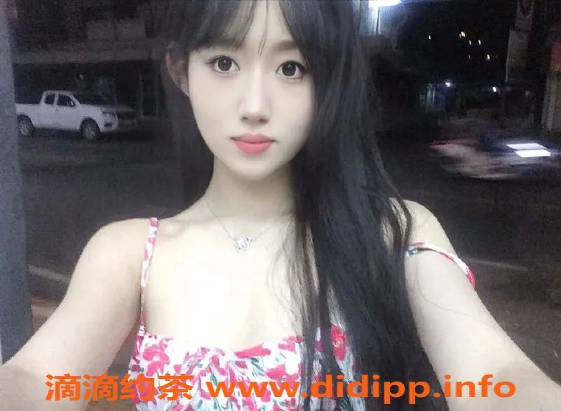 深圳楼凤-龙华沁妹，800元/小时，服务优质，已验证