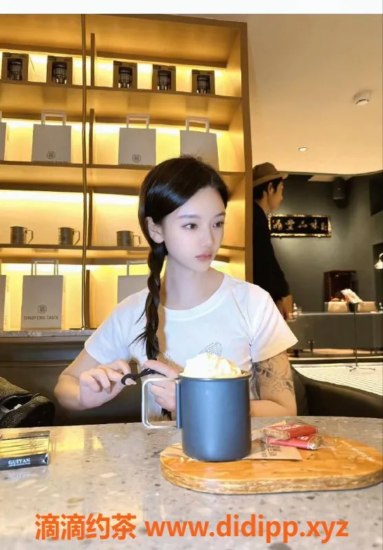 东莞楼凤-南城铭铭私人服务，500元起，超值体验！