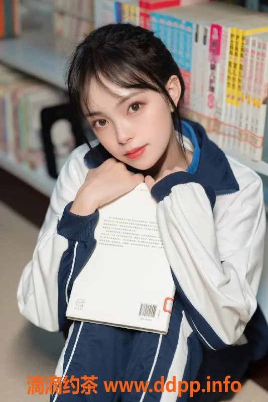 杭州楼凤-拱墅区允儿，19岁好身材嫩妹，1200元起！