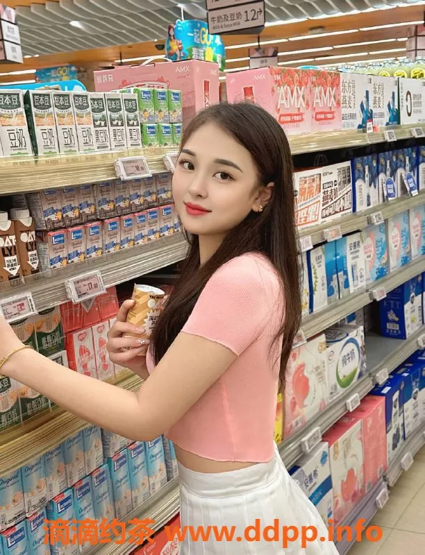 深圳楼凤资源信息,龙华豆芽菜，166cm C杯，700起价位，欢迎体验