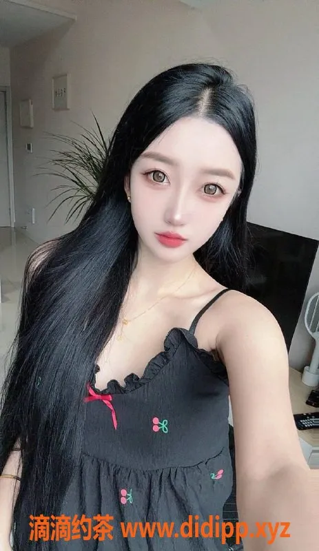 杭州楼凤-财财，23岁，166高胸C，特色服务体验！