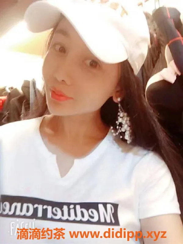 深圳楼凤-南山小青，600元口爆服务，热情不容错过