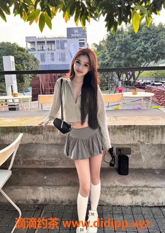 深圳楼凤-龙岗话多多，千元以上精致服务等你来体验！