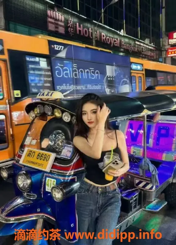 北京楼凤-丰台小白兔，165高跟丝袜，千元档上门服务