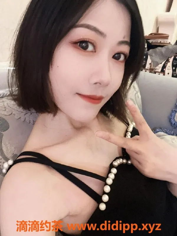 重庆楼凤-江北夭夭，火辣4P服务体验