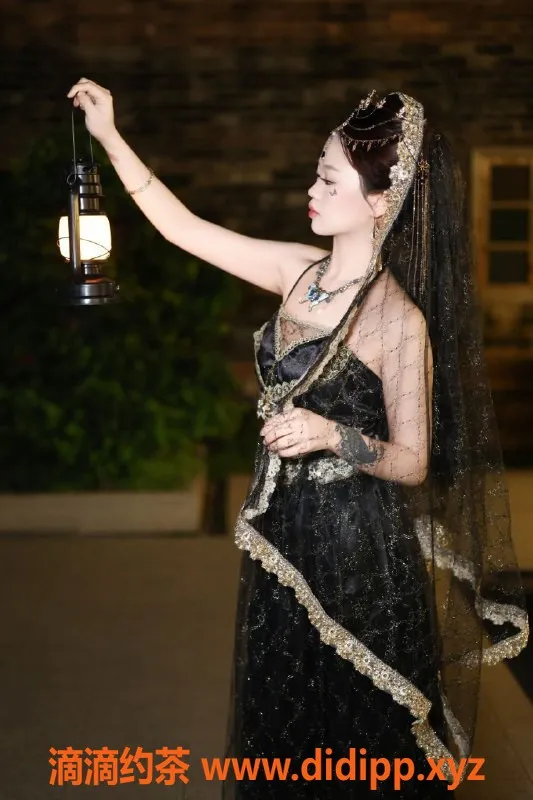 东莞楼凤-南城苏若瑶，700一、1300二，颜值超高