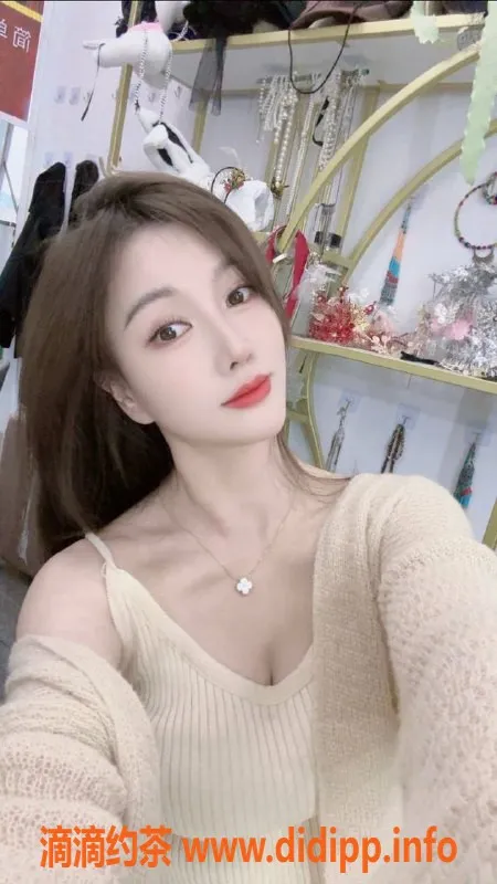 深圳楼凤-龙岗莉莉，165cm C罩杯，650P起，手势验证