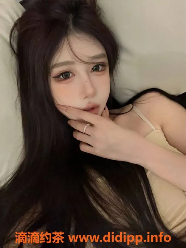 深圳楼凤-南山晚晚，1288元口爆车震服务，热情体验！