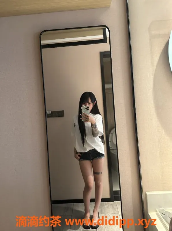 成都楼凤资源信息,成都17岁嫩妹雪花，160cm，85斤，服务超棒！