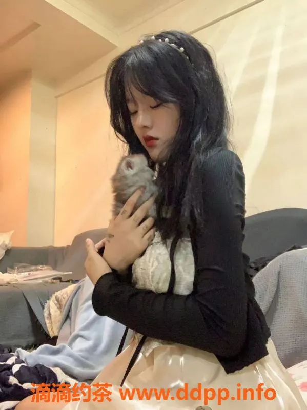 深圳楼凤-南山甜美嫩妹小露，21岁170cm，服务优质