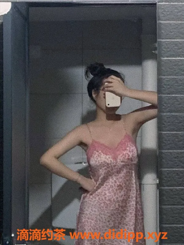 杭州楼凤资源信息,滨江区21岁不吃香菜，超高颜值1500元服务体验