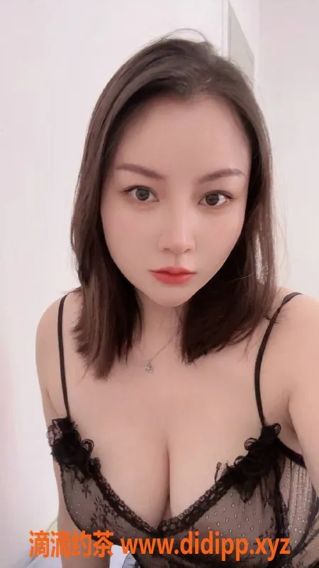 广州楼凤-海珠思琪，500元体验洗吹做服务