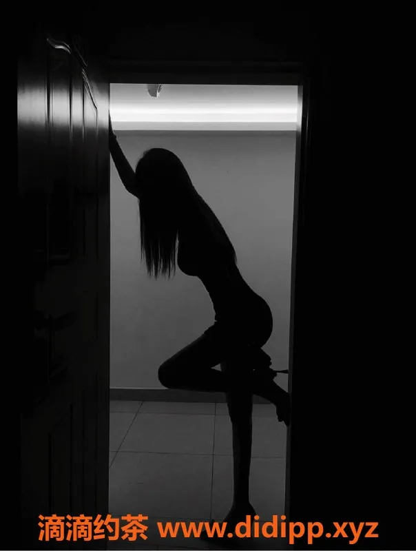 深圳楼凤-福田晓茵，深喉口爆，888元起